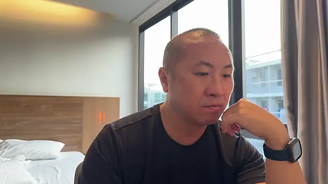 chih515 online show from 04-12-26, 12:04