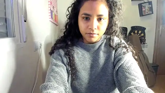 Snapshot of Ama_music chatting on 02-12-26, 09:59 Ama music online show from 02-12-26, 09:59