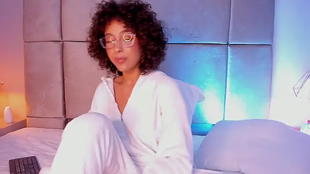 OSHUN  online show from 02-03-25, 10:11