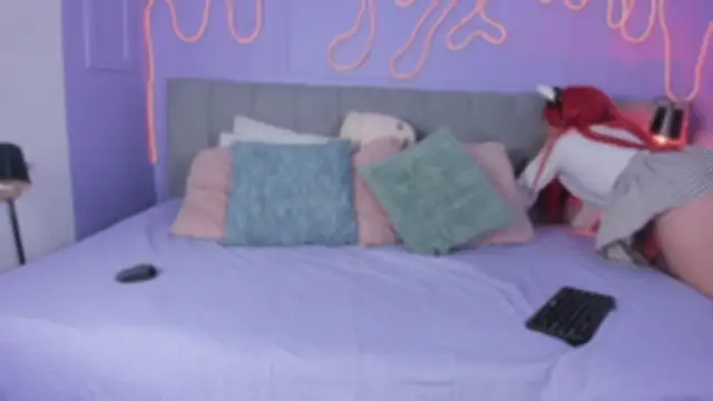 Mai higurashi online show from 12-17-25, 07:53