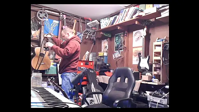 Snapshot of itsjameswebbscope chatting on 03-19-25, 08:23 itsjameswebbscope online show from 03-19-25, 08:23