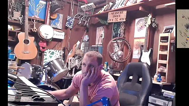 Snapshot of itsjameswebbscope chatting on 09-18-25, 02:41 itsjameswebbscope online show from 09-18-25, 02:41