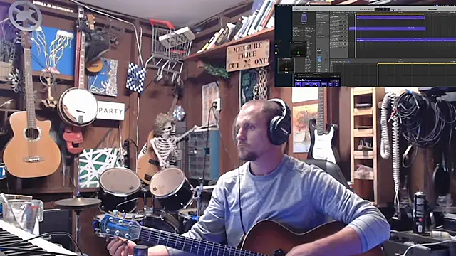 Snapshot of itsjameswebbscope chatting on 10-10-25, 03:22 itsjameswebbscope online show from 10-10-25, 03:22