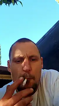 Snapshot of itsjameswebbscope chatting on 10-16-25, 07:04 itsjameswebbscope online show from 10-16-25, 07:04