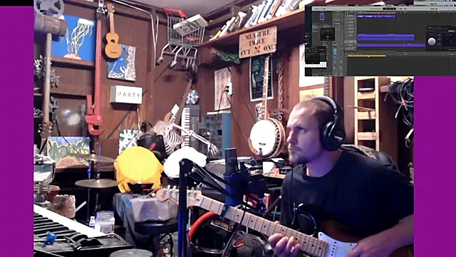 Snapshot of itsjameswebbscope chatting on 11-17-25, 08:31 itsjameswebbscope online show from 11-17-25, 08:31