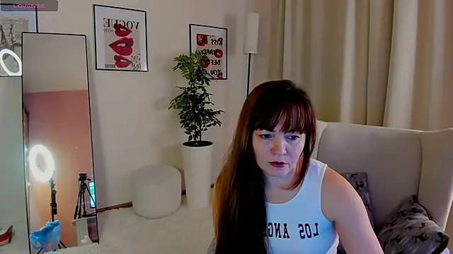 VanessaSmuth online show from 12-03-25, 03:03