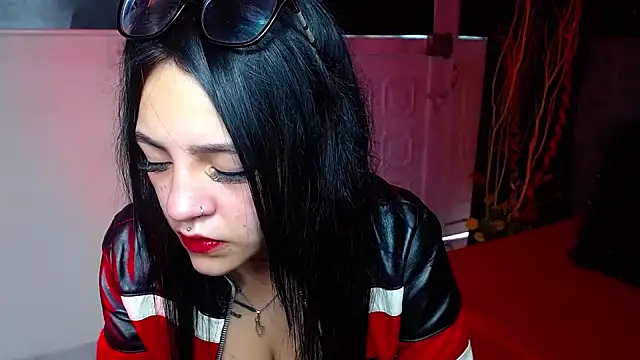 Violettasquirt online show from 01-09-26, 01:25