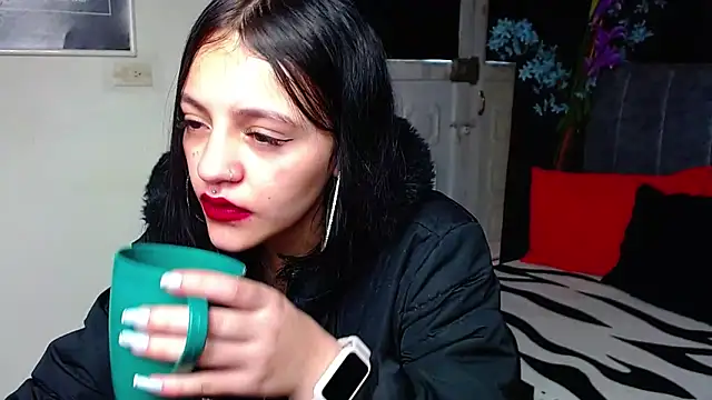 Violettasquirt online show from 02-17-26, 01:29