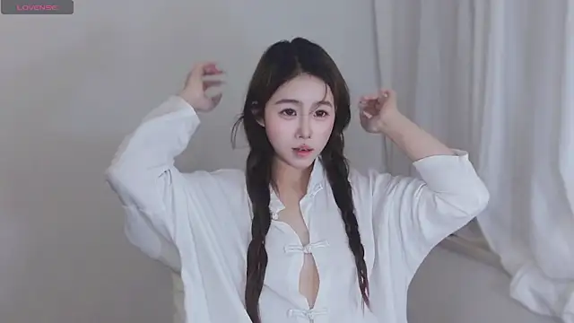 Snapshot of Hazel-11 chatting on 03-13-25, 02:01 Hazel-11 online show from 03-13-25, 02:01