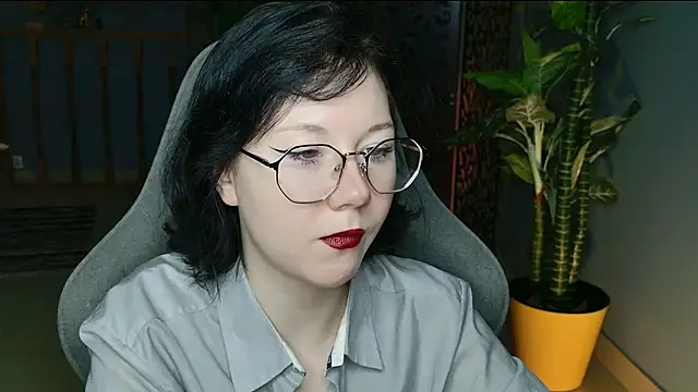 NancyMartinez online show from 11-05-25, 09:09