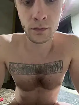 Snapshot of red_red00 chatting on 02-09-26, 03:05 red red00 online show from 02-09-26, 03:05