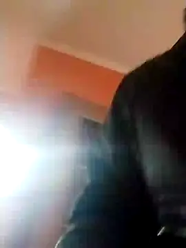 Pineapple04 online show from 03-06-25, 09:14