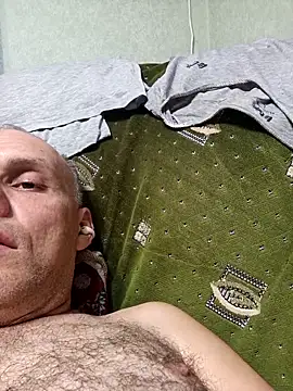 Pineapple04 online show from 09-25-25, 05:05