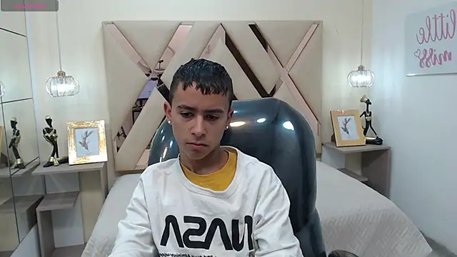 Xavii18 online show from 01-21-25, 12:18