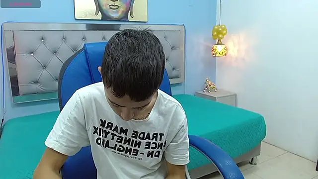 Xavii18 online show from 01-27-25, 12:16