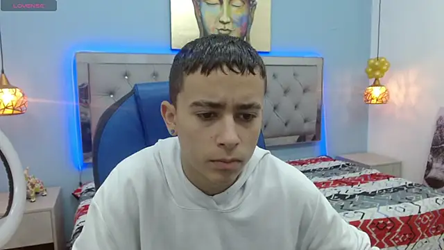 Xavii18 online show from 02-25-25, 01:39