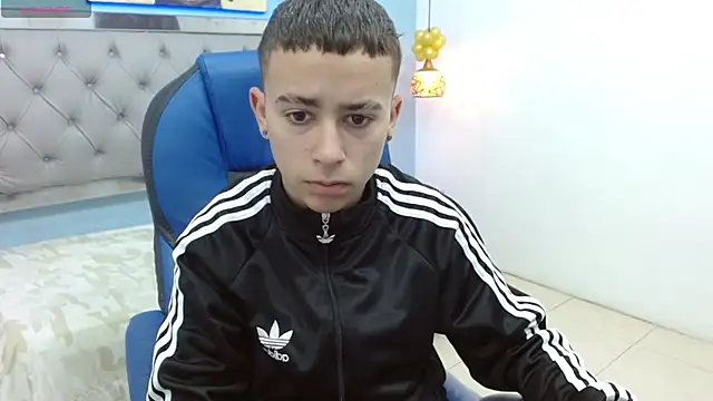 Xavii18 online show from 03-05-25, 12:55