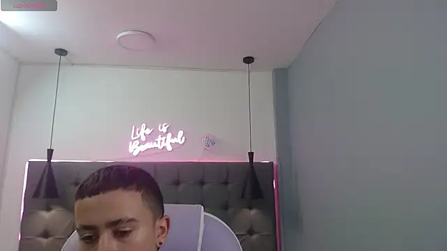 Xavii18 online show from 03-11-25, 04:29