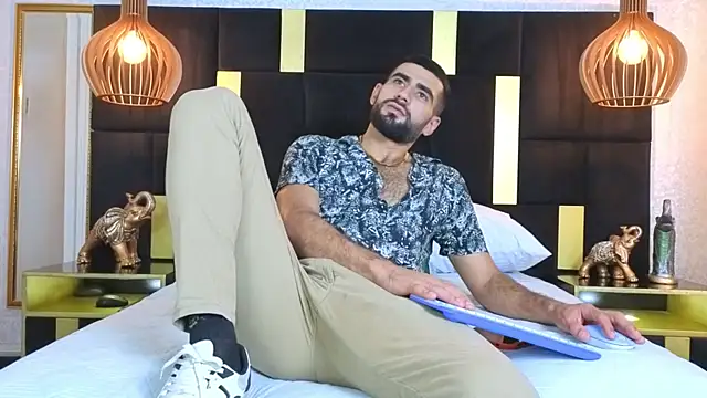 Ethan  Walker online show from 11-06-25, 07:37