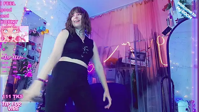 Toxic Ellies online show from 12-18-24, 01:56