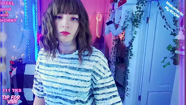 Toxic Ellies online show from 12-21-24, 01:32