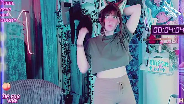 Toxic Ellies online show from 02-02-25, 05:37