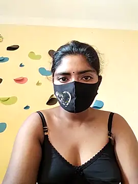 Lina-Rose online show from 02-28-25, 09:04