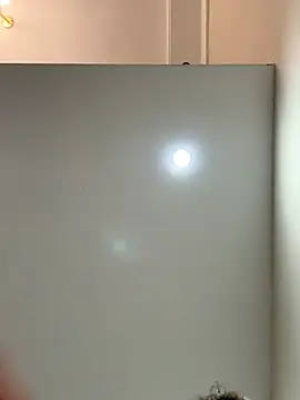 Snapshot of Angelababy001 chatting on 11-23-25, 02:06 Angelababy001 online show from 11-23-25, 02:06