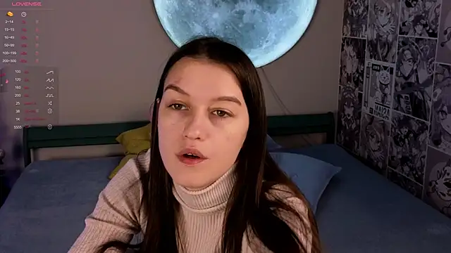 Snapshot of Alice__grace chatting on 12-17-24, 09:16 Alice  grace online show from 12-17-24, 09:16