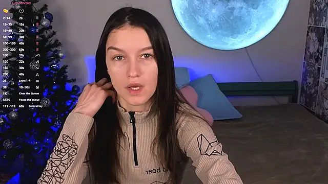 Snapshot of Alice__grace chatting on 12-25-24, 09:43 Alice  grace online show from 12-25-24, 09:43