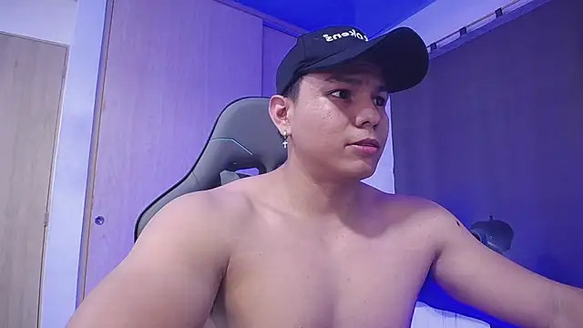 RoyConstance online show from 03-10-25, 11:49