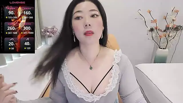 Snapshot of Crystal_Wings chatting on 11-16-25, 12:49 Crystal Wings online show from 11-16-25, 12:49