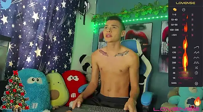 soyander03  online show from 12-28-24, 12:45