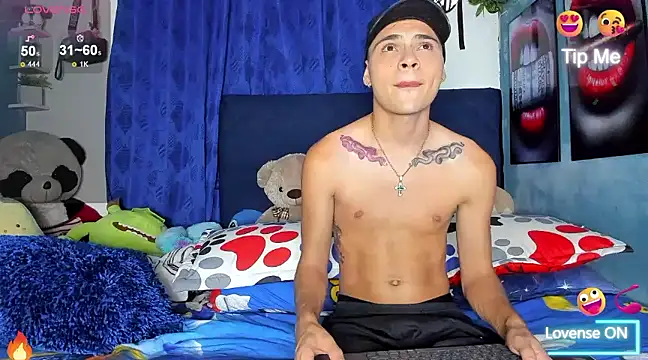 soyander03  online show from 02-13-25, 08:38