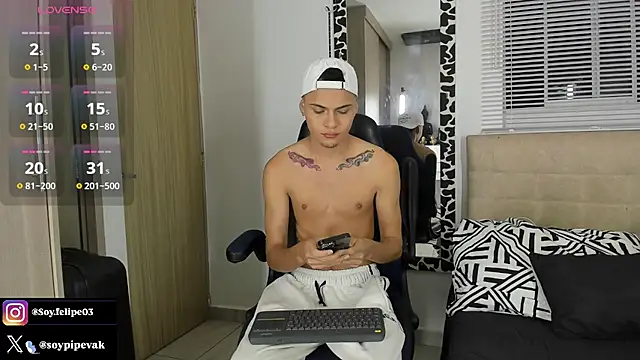 soyander03  online show from 10-11-25, 10:25