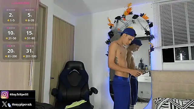 soyander03  online show from 10-17-25, 09:56