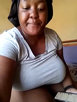 Snapshot of Missmoox24 chatting on 01-23-25, 09:18 Missmoox24 online show from 01-23-25, 09:18