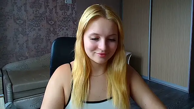 Snapshot of Milka_kiss_ chatting on 06-09-26, 12:28 Milka kiss online show from 06-09-26, 12:28