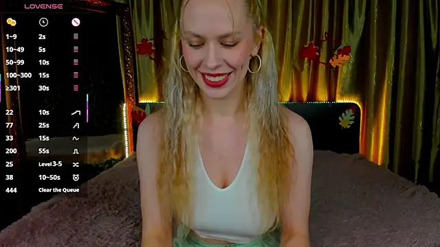 Snapshot of _Sandra_Tender_ chatting on 10-27-25, 07:23 Sandra Tender online show from 10-27-25, 07:23