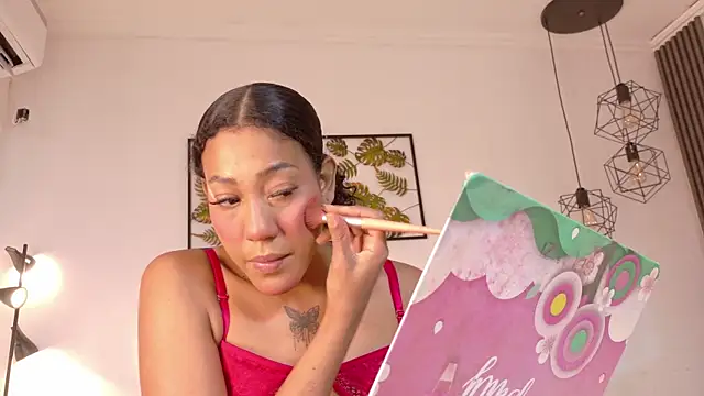 flavia cruz online show from 12-16-25, 07:30