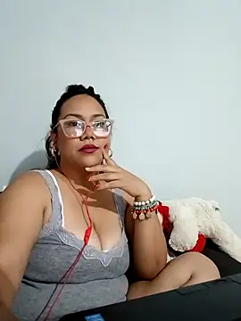 Snapshot of rainhavenus2024 chatting on 01-05-25, 09:57 rainhavenus2024 online show from 01-05-25, 09:57