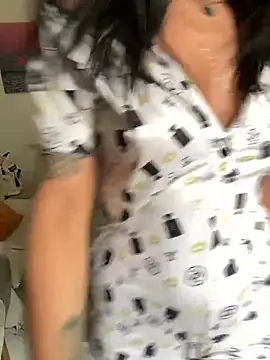 Snapshot of GrlAlice chatting on 01-27-25, 03:18 GrlAlice online show from 01-27-25, 03:18