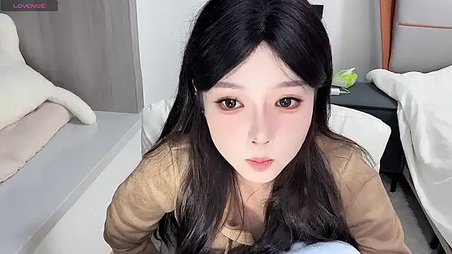 Snapshot of Q-ing chatting on 12-02-24, 01:36 Q-ing online show from 12-02-24, 01:36