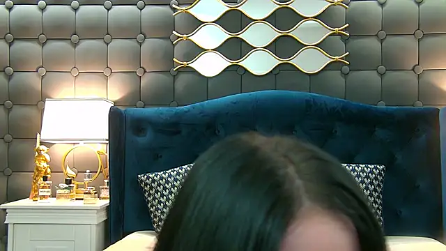 LeyaCass online show from 01-13-25, 12:13