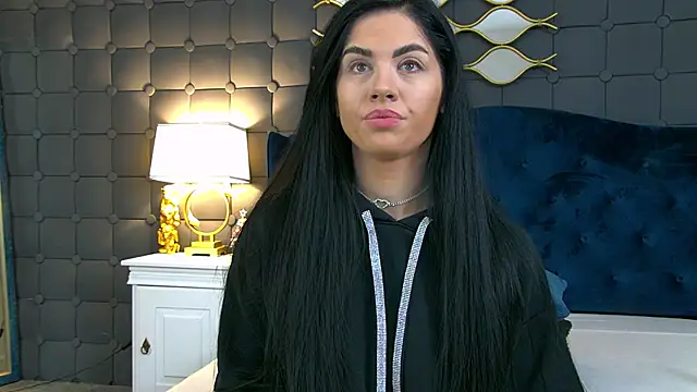 LeyaCass online show from 01-09-26, 05:21