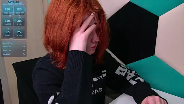 ZaynGraham online show from 12-15-24, 06:04