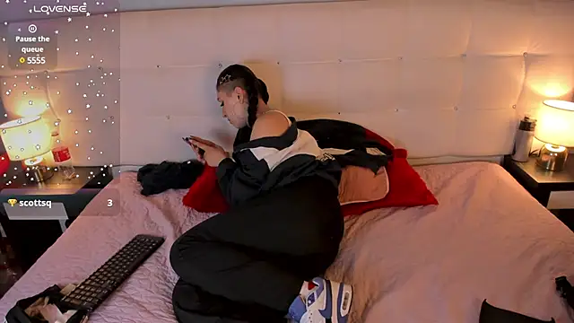 Snapshot of Cintya_Kros chatting on 01-16-25, 04:07 Cintya Kros online show from 01-16-25, 04:07