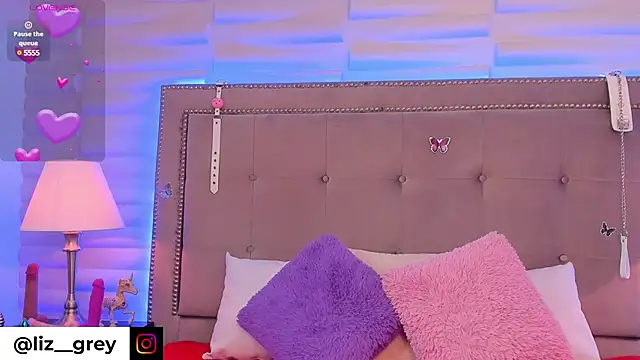 Liz grey  online show from 01-10-25, 09:10