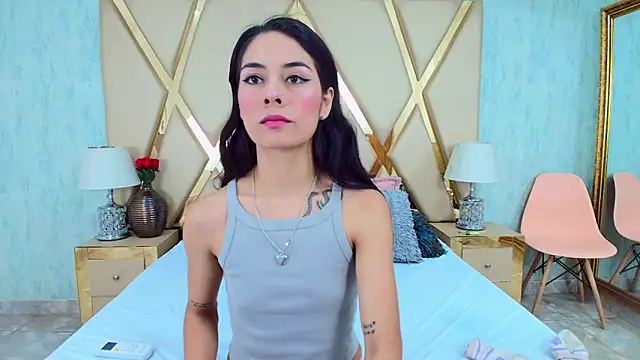 NicoleEsposito online show from 01-24-25, 02:07