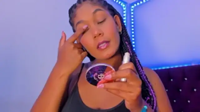 Snapshot of AlisonJaimes chatting on 02-12-26, 06:25 AlisonJaimes online show from 02-12-26, 06:25